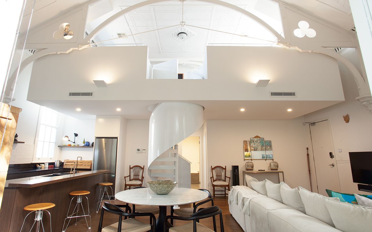 Mezzanine Magic, Bondi Junction (ISYD)