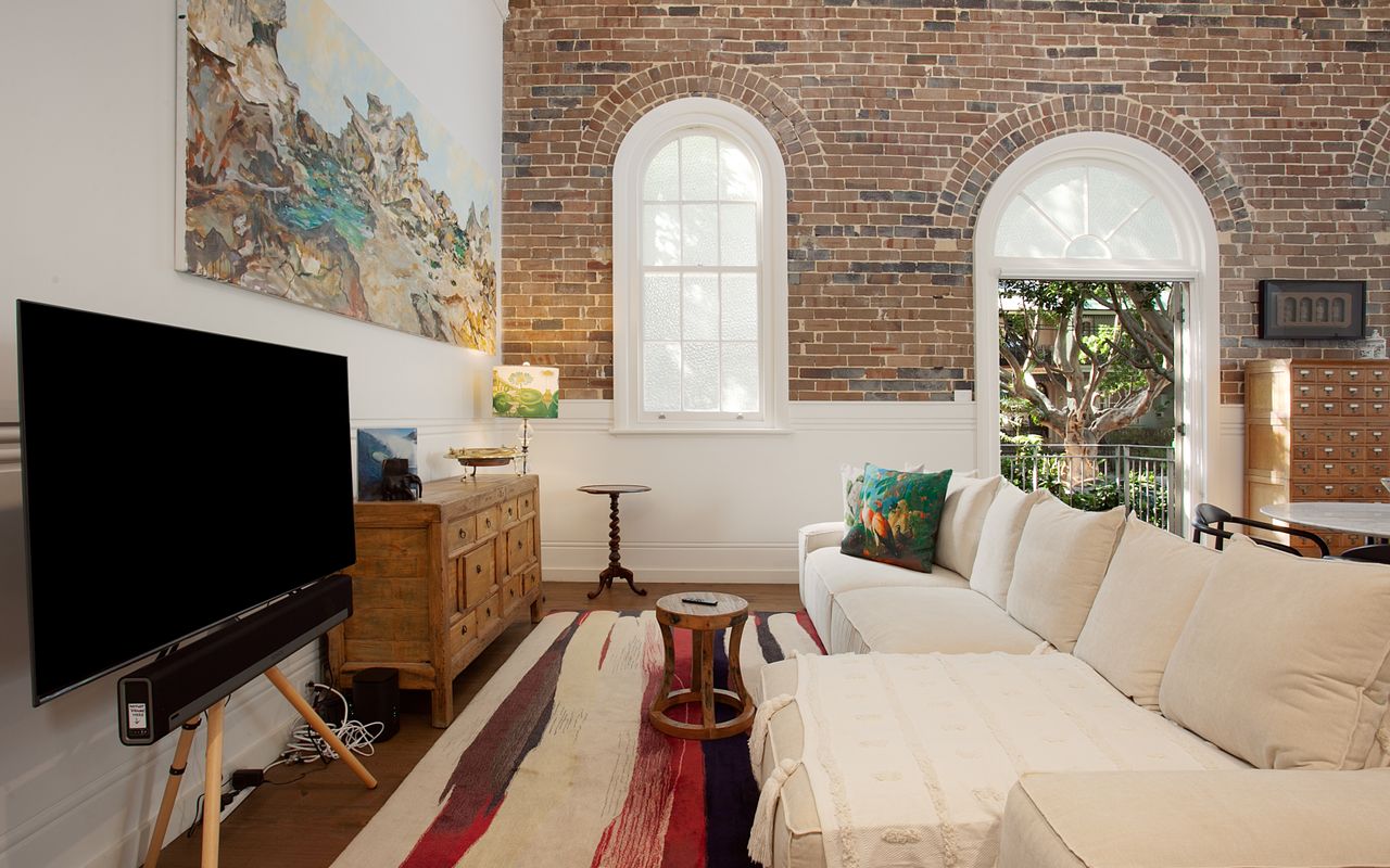 Mezzanine Magic, Bondi Junction (ISYD)