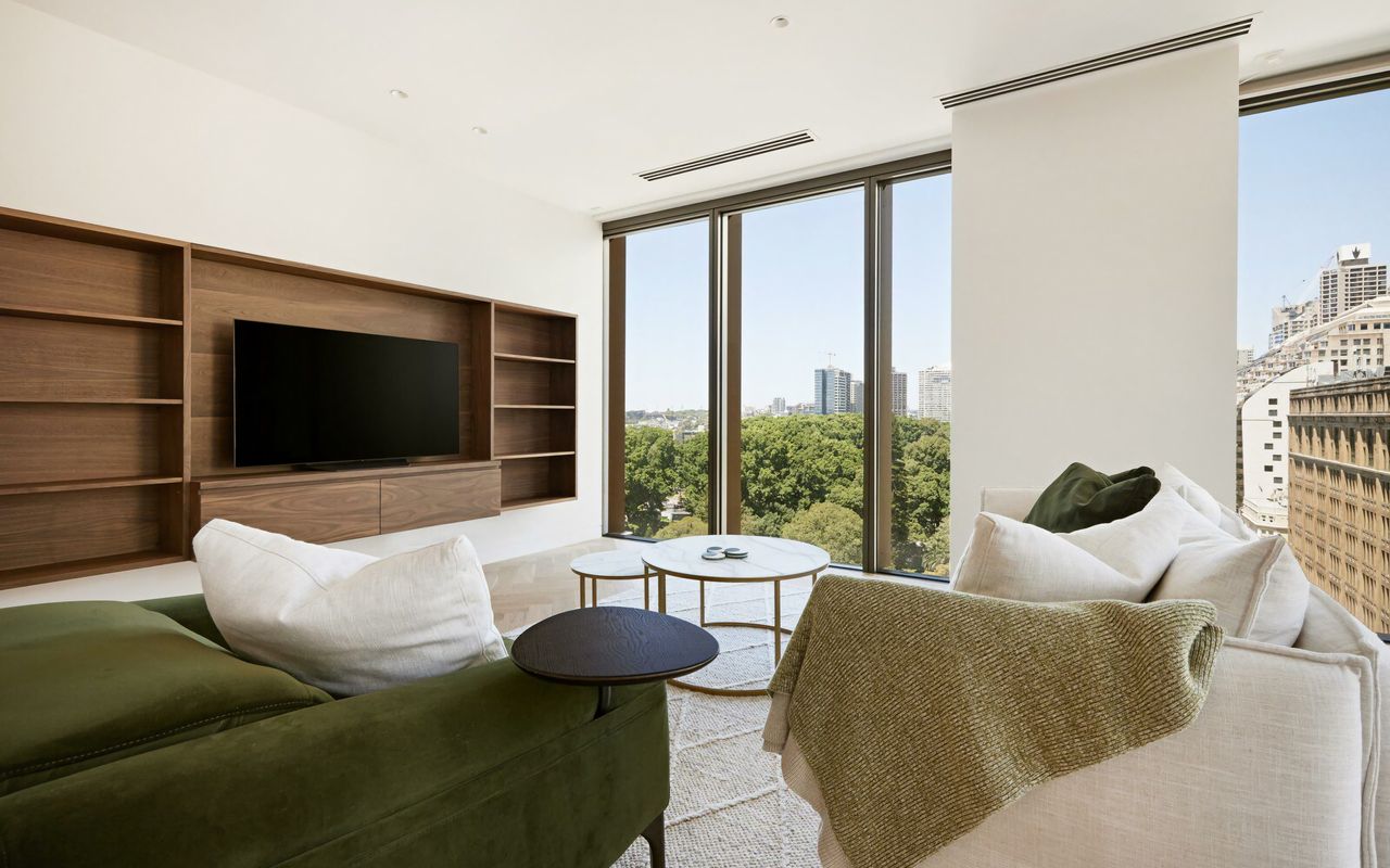 Cosmopolitan City Glamour I90