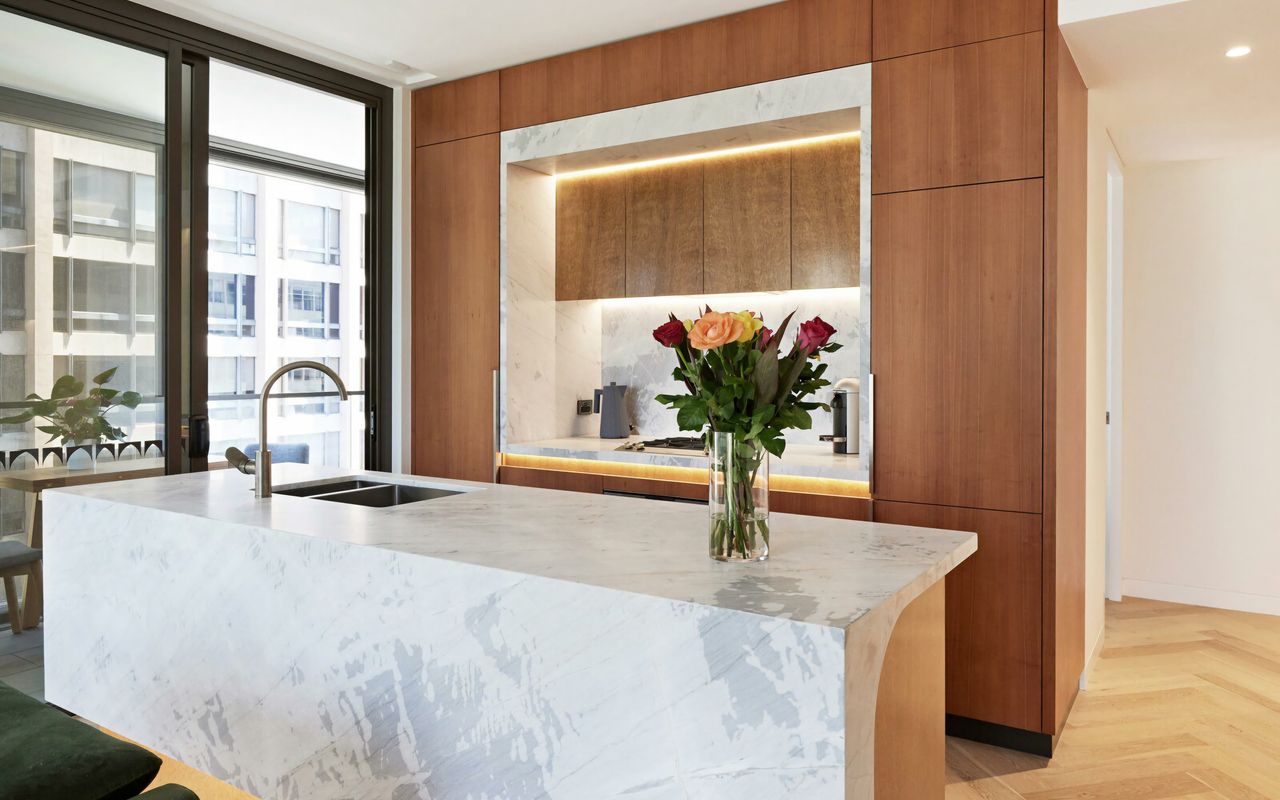 Cosmopolitan City Glamour I90