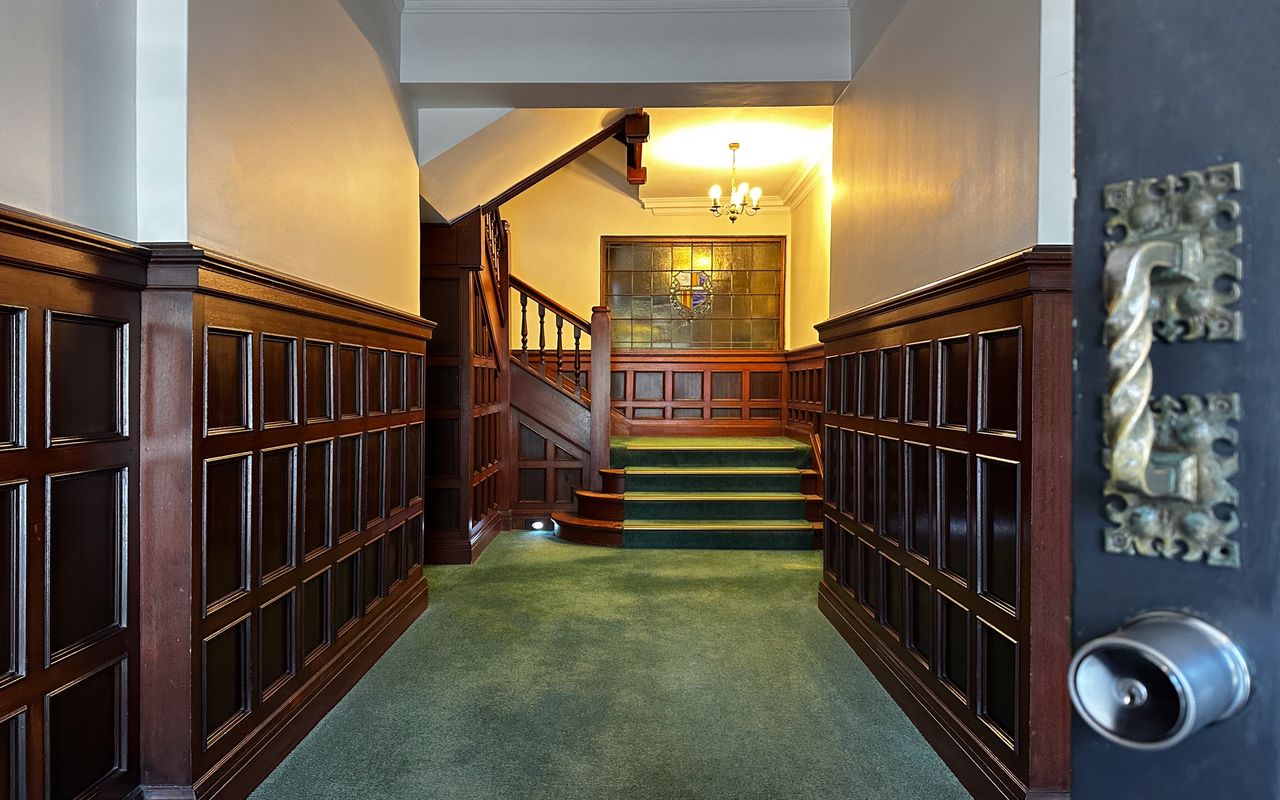 Luxurious finishes in every corner of our apartment.