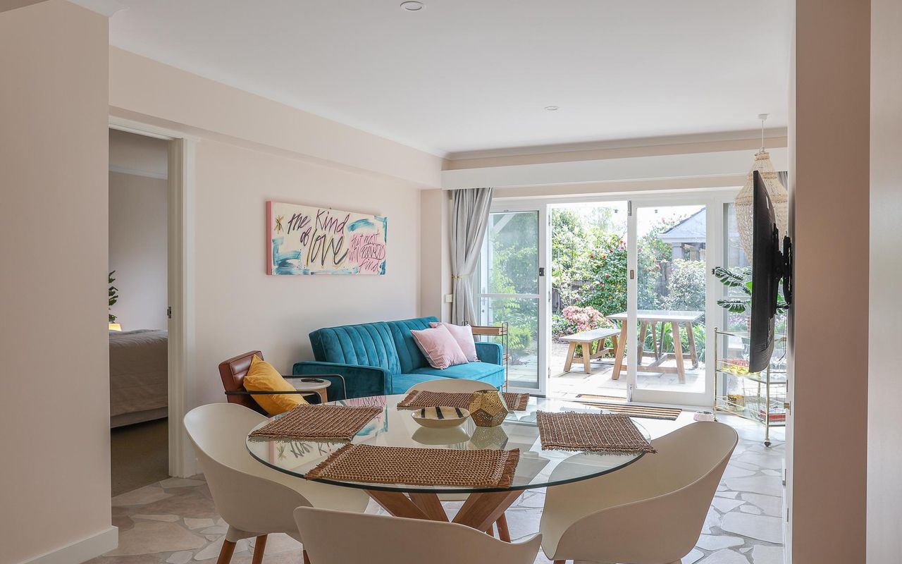 Vibrant Dual Retreat Vagabond s Rest Rose Gold Hideaway ITAS
