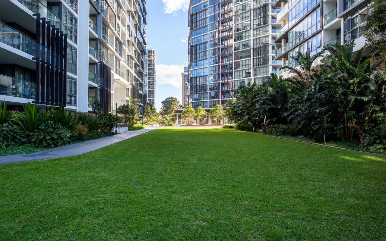 Modern Splendour, Macquarie Park I90