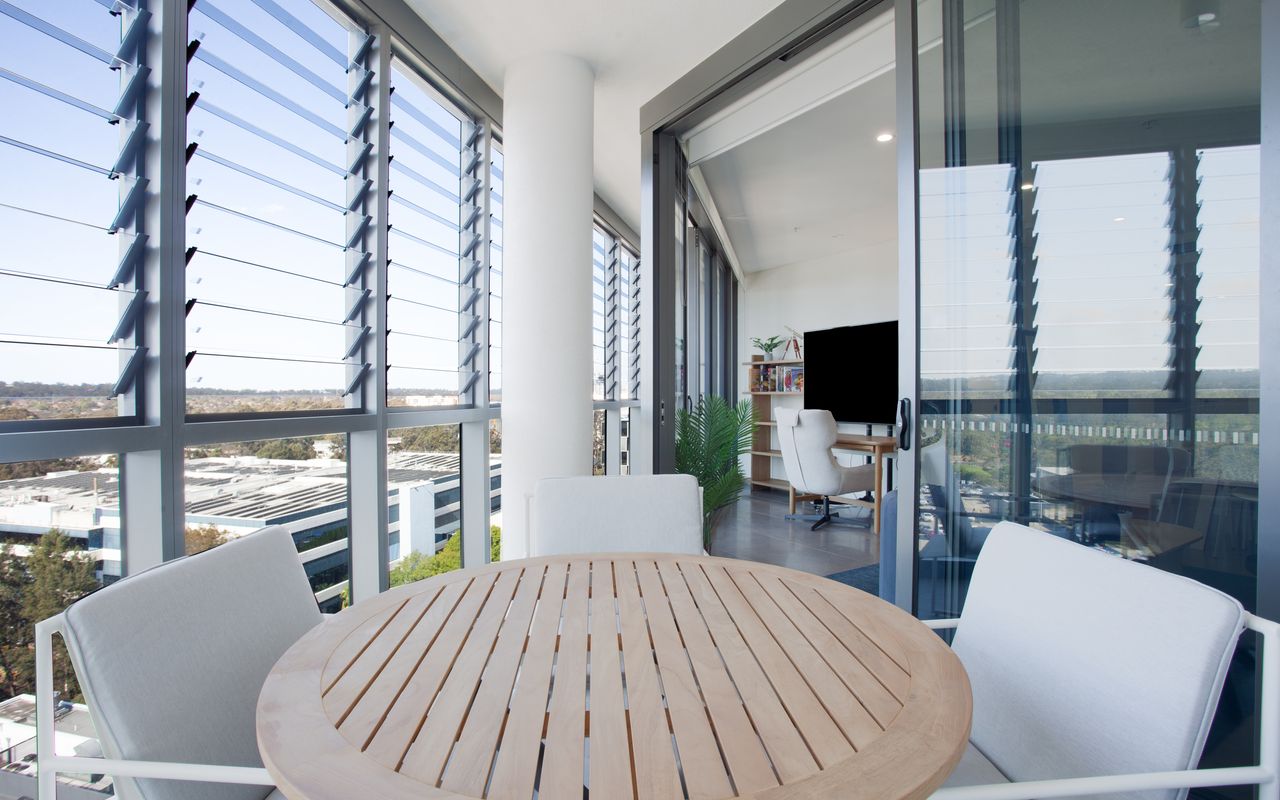 Modern Splendour, Macquarie Park I90