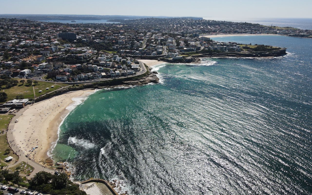 Morning Ray, Bronte IH