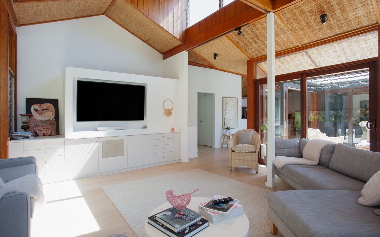 Waterlily Villa, Riverview IH