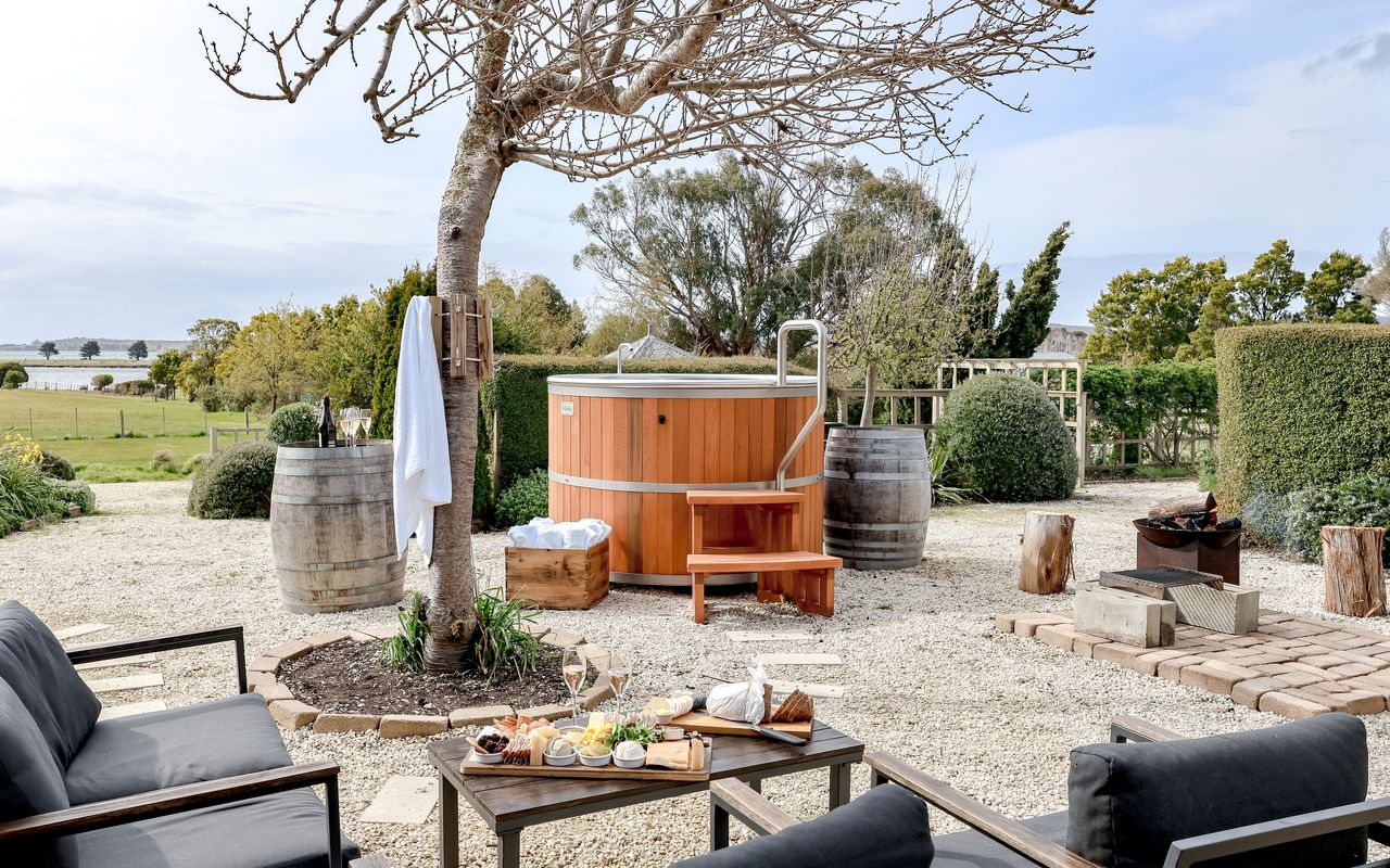 Chateau Clarence & Petite Chateau | Luxurious Waterfront Retreat