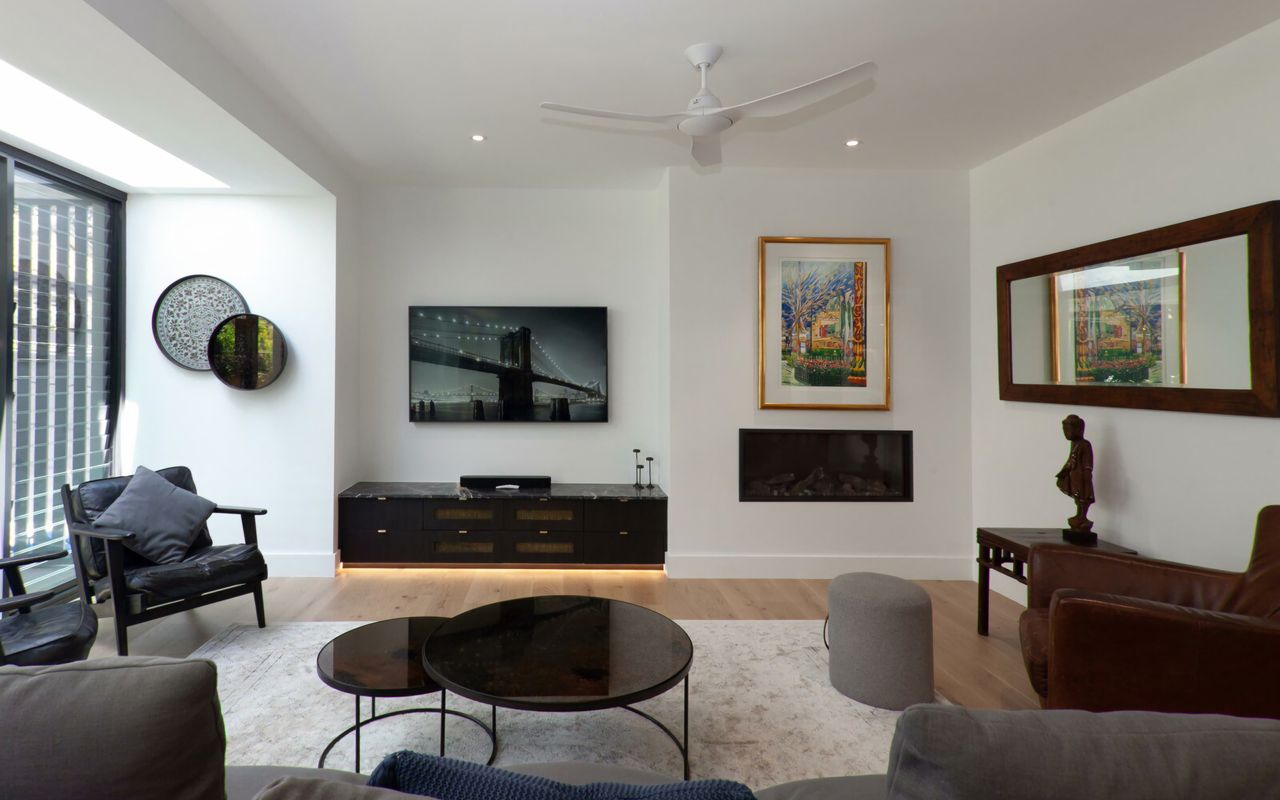The Modern Ritz Riverview IH