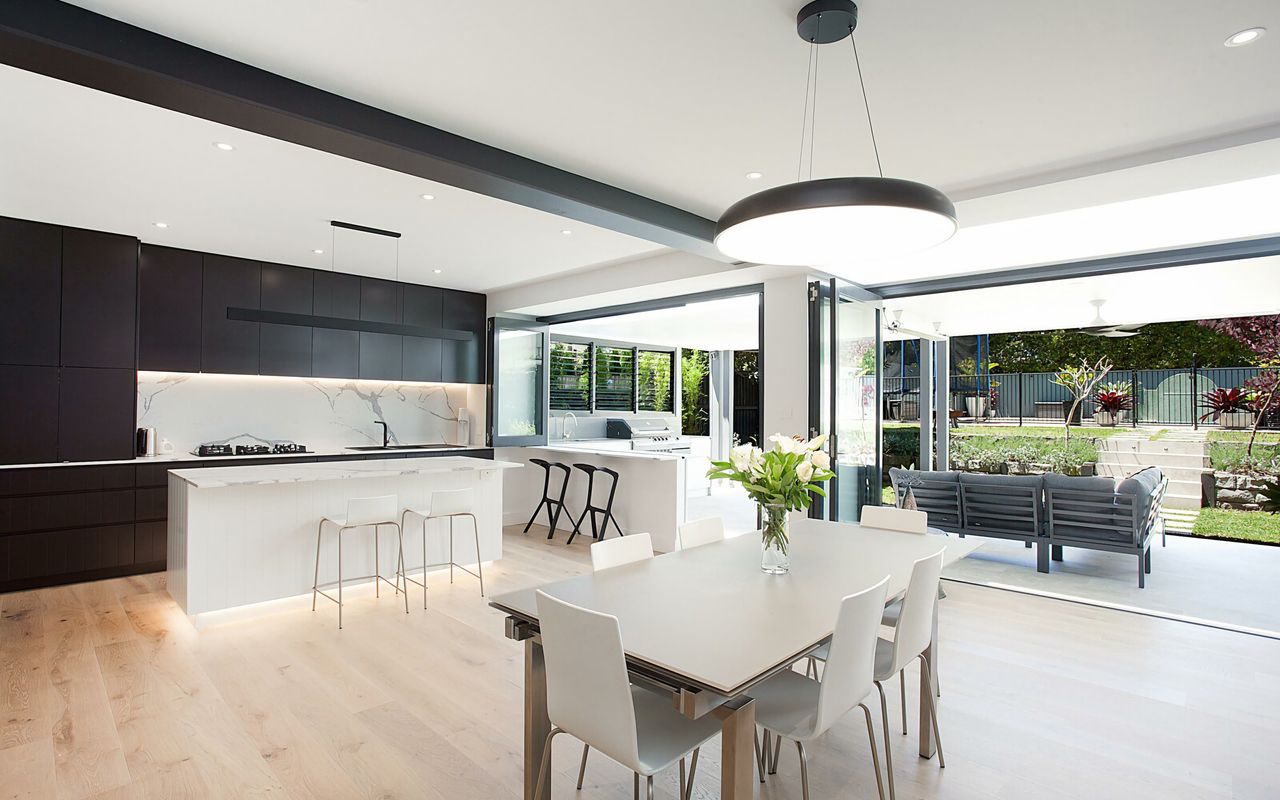 The Modern Ritz Riverview IH