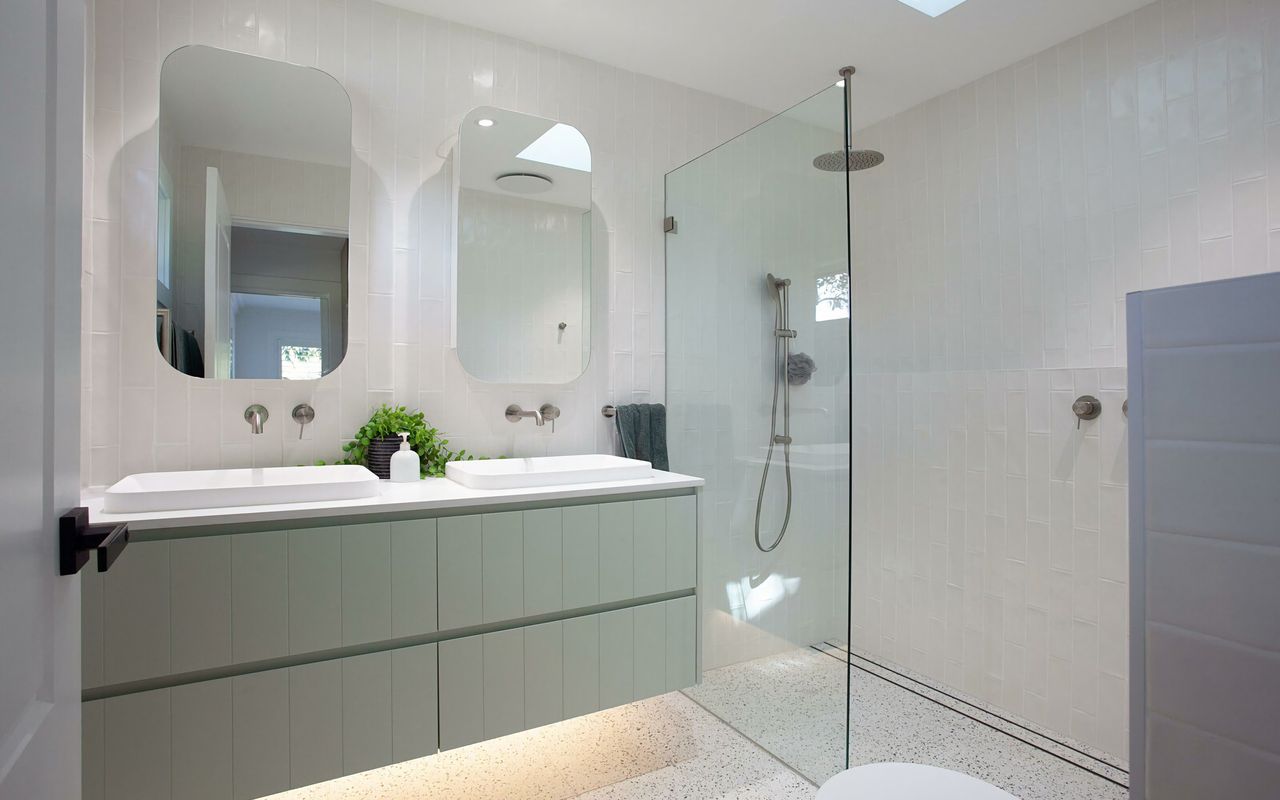 The Modern Ritz Riverview IH