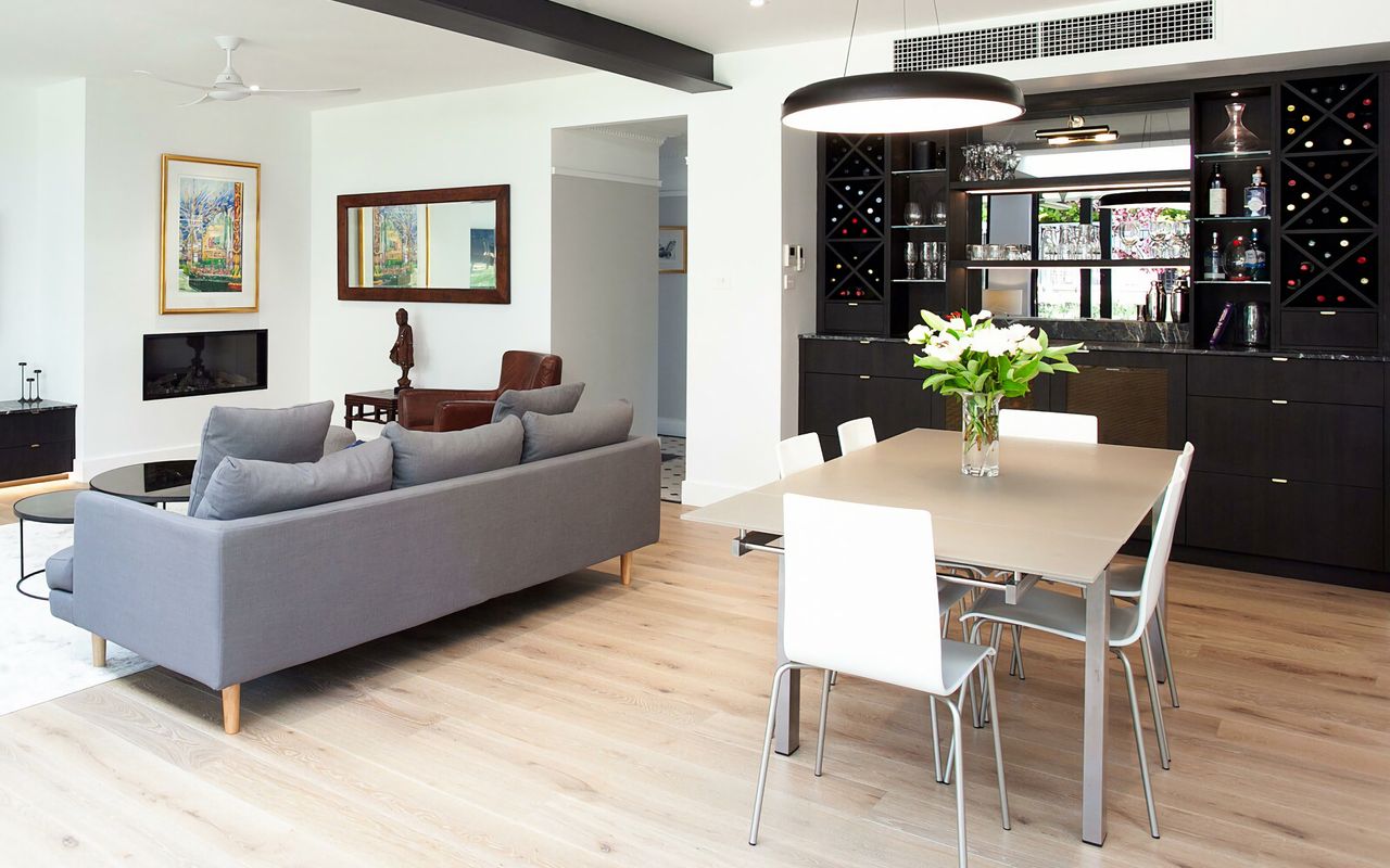 The Modern Ritz Riverview IH