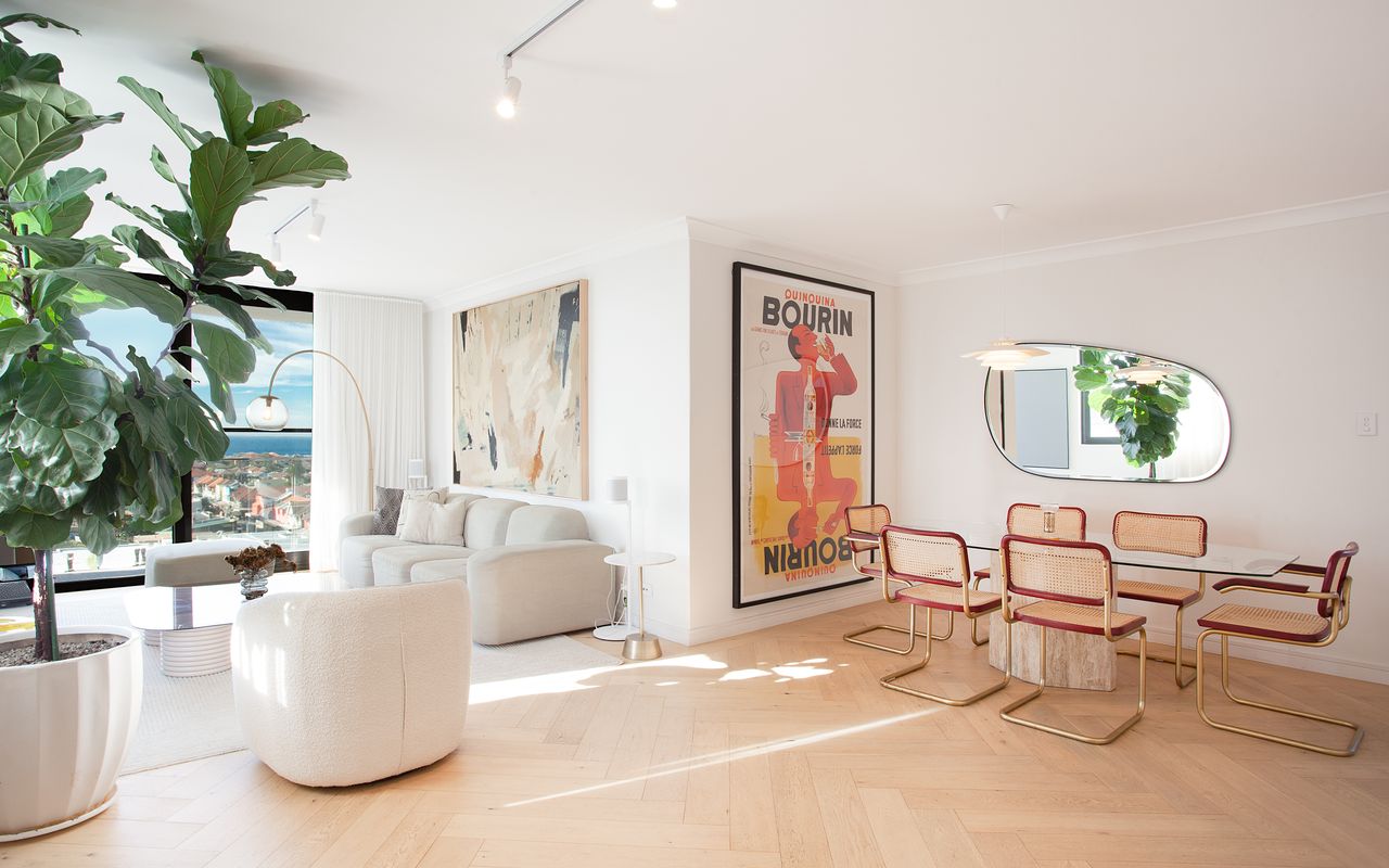 The Bondi Escape ISYD