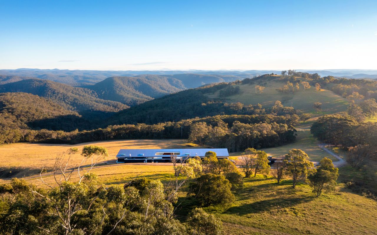 Mountain Top Bilpin, Long House ISYD