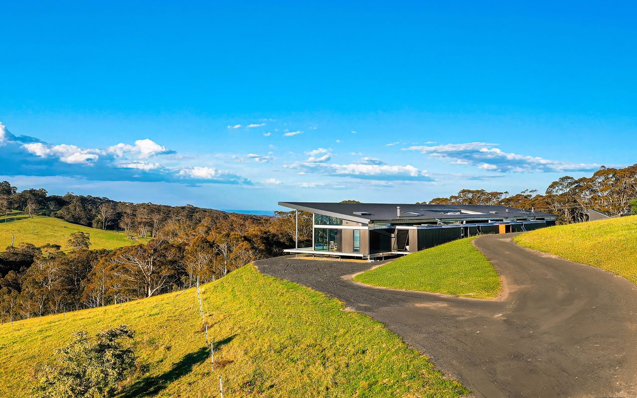 Mountain Top Bilpin, Studio 2 ISYD