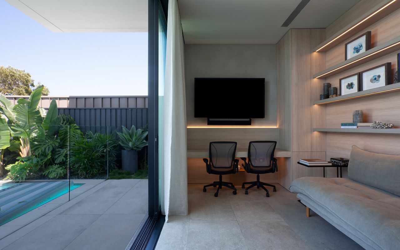 Modern Beachside Haven, Malabar ISYD