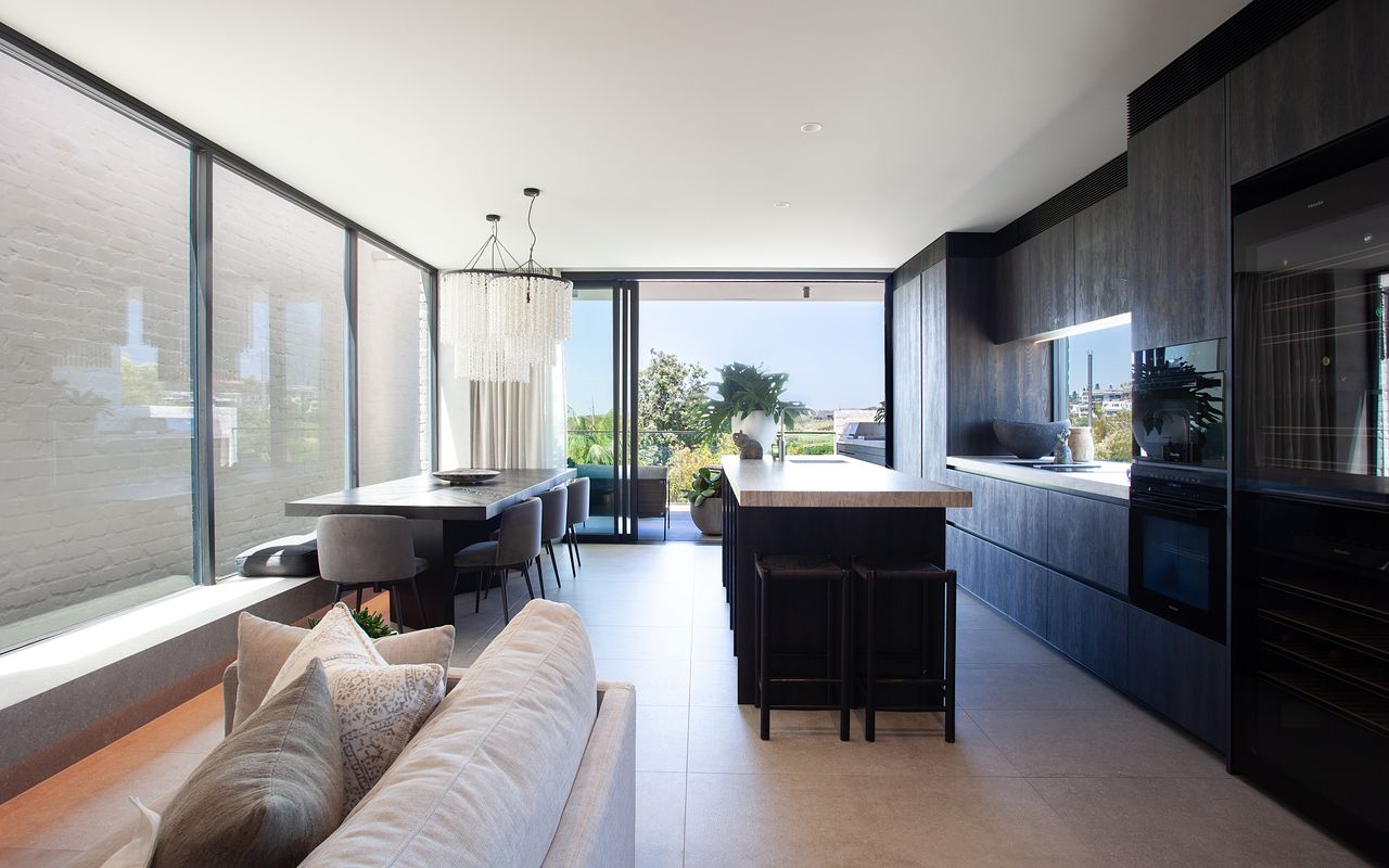 Modern Beachside Haven, Malabar ISYD
