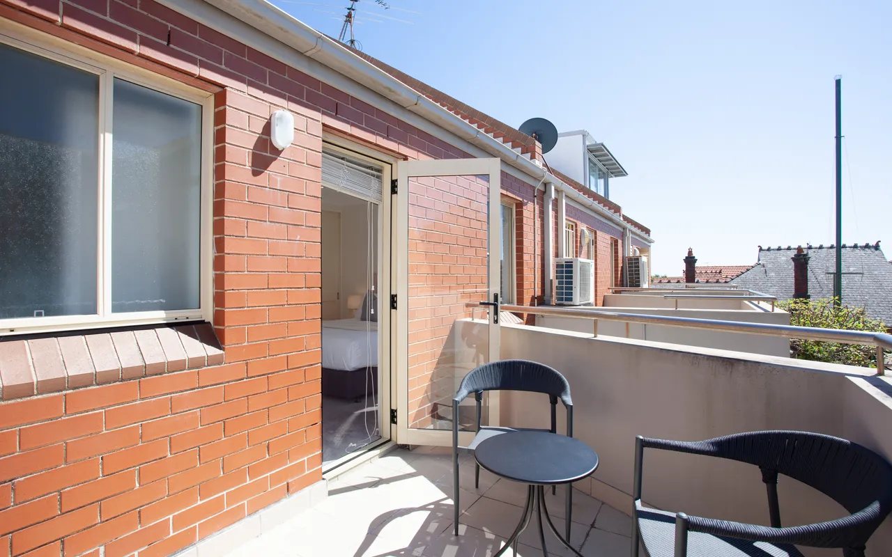 Sunshine Terrace, Bondi Beach ISYD