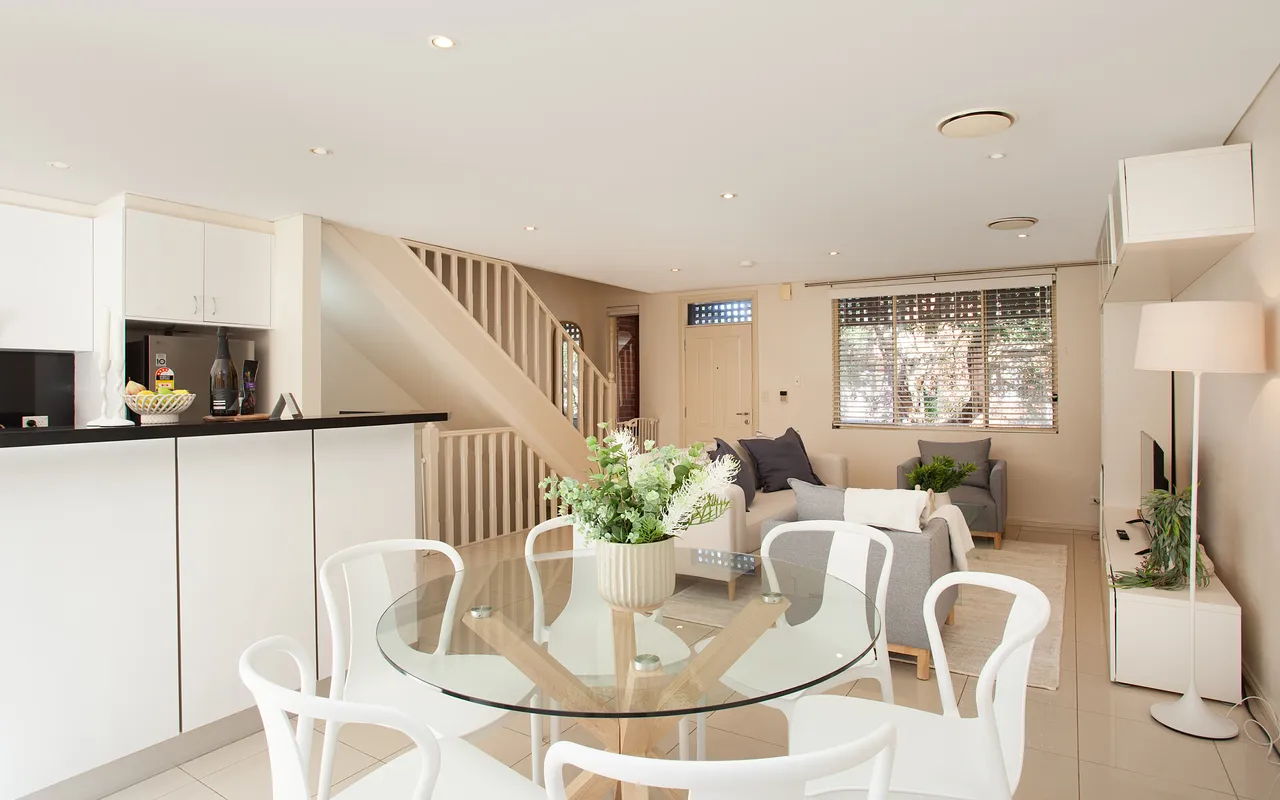 Sunshine Terrace, Bondi Beach ISYD