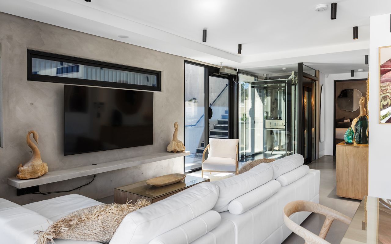Mosman Duo, Mosman Apartment 1 IBO