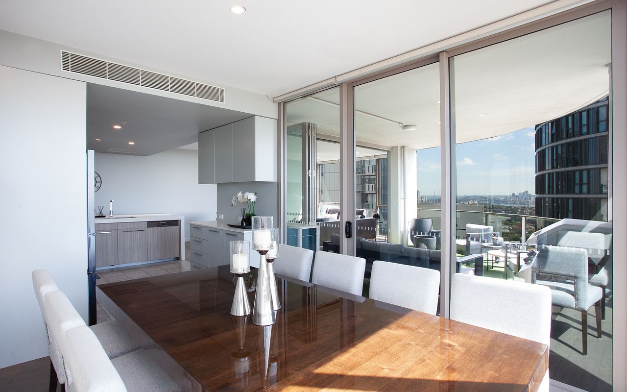Sky High Panorama, Bondi Junction IH