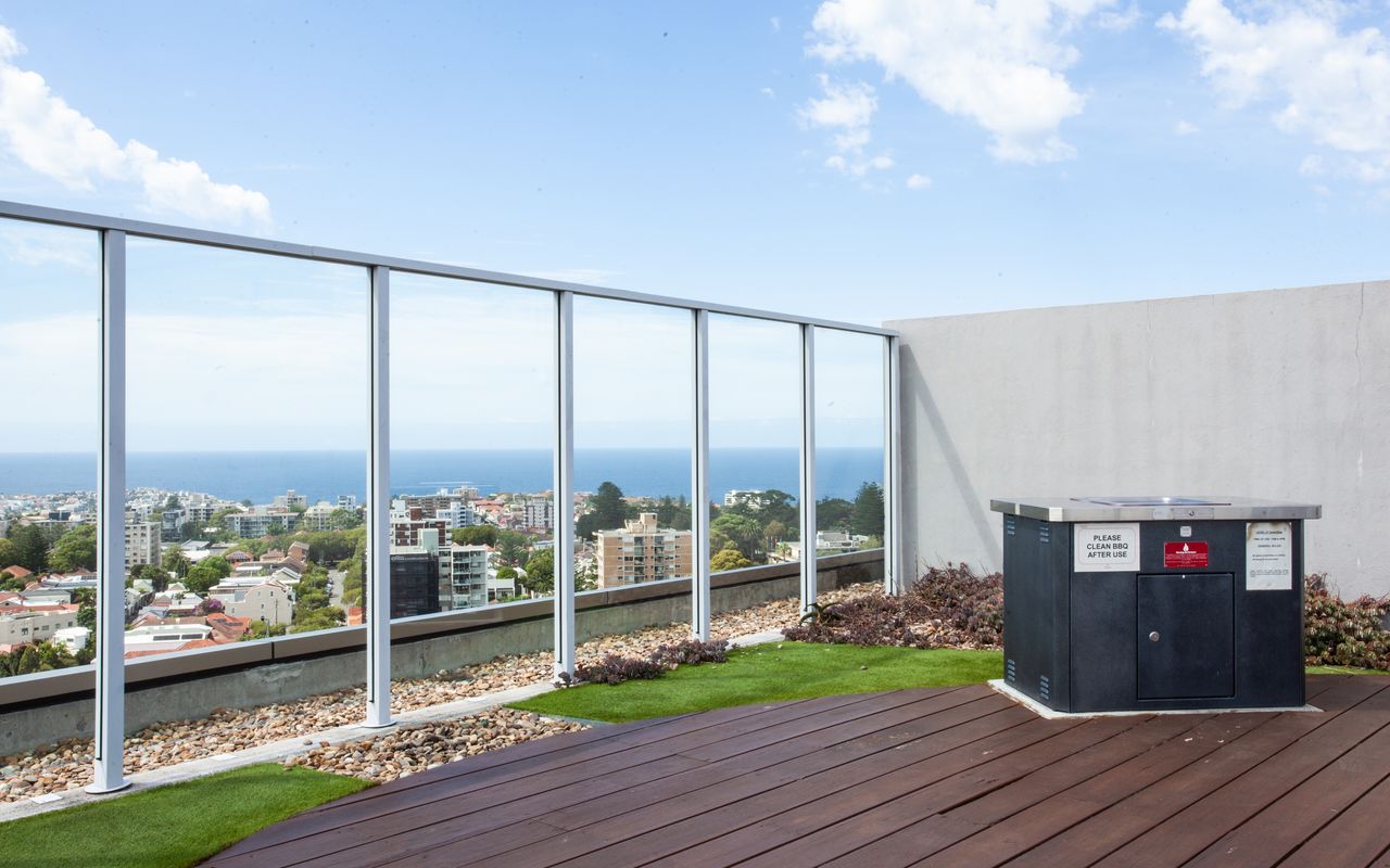 Sky High Panorama, Bondi Junction IH