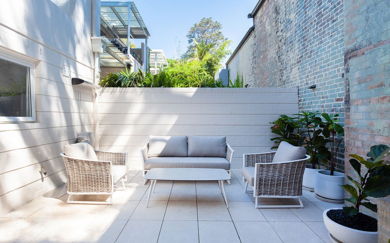 Urban Hideout, Annandale ISYD