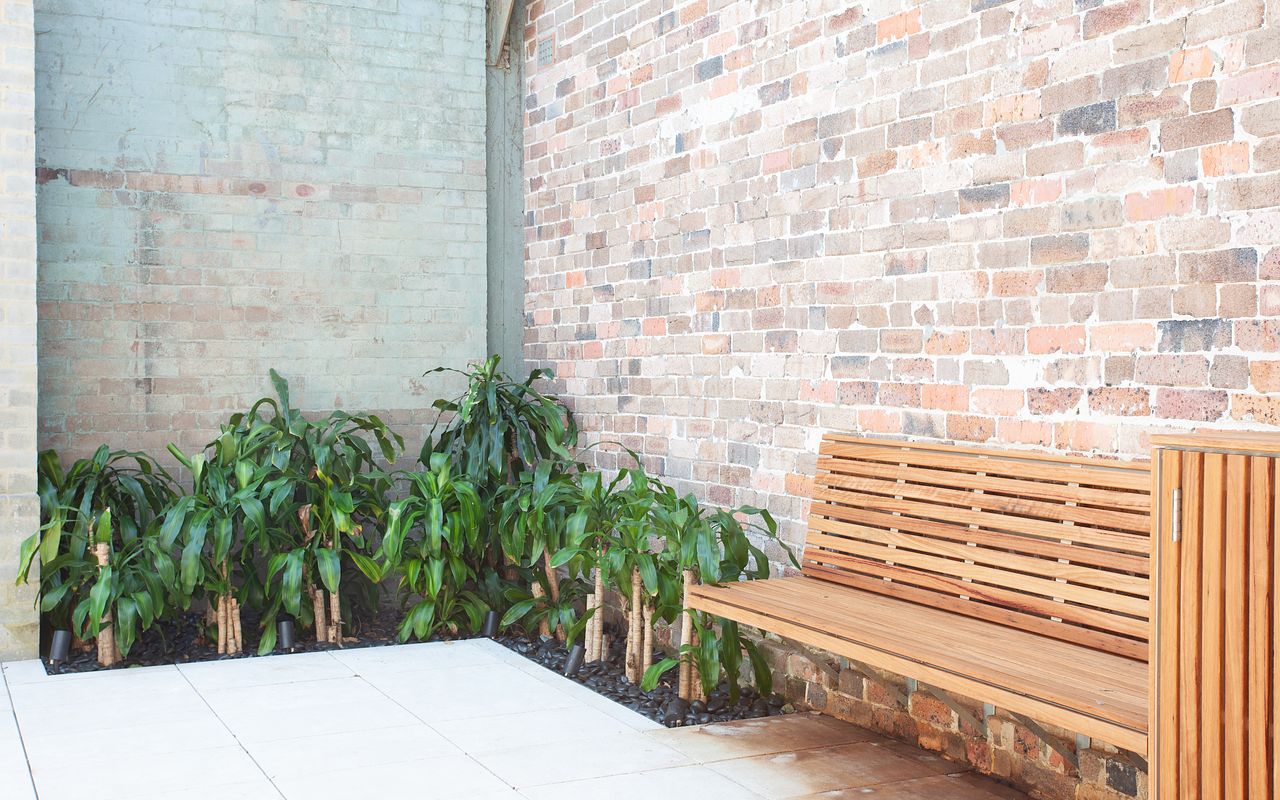 Urban Hideout, Annandale ISYD