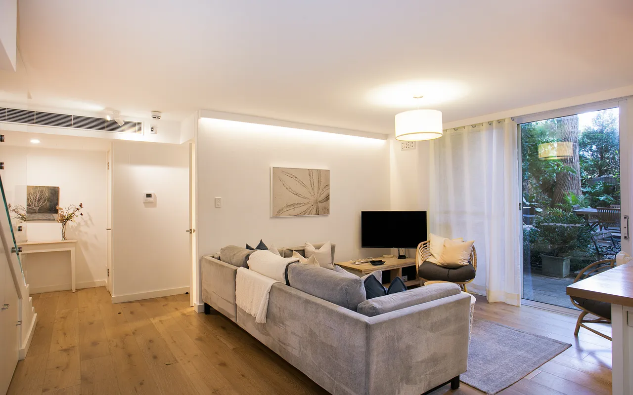 Tewkesbury Courtyard, Darlinghurst I90