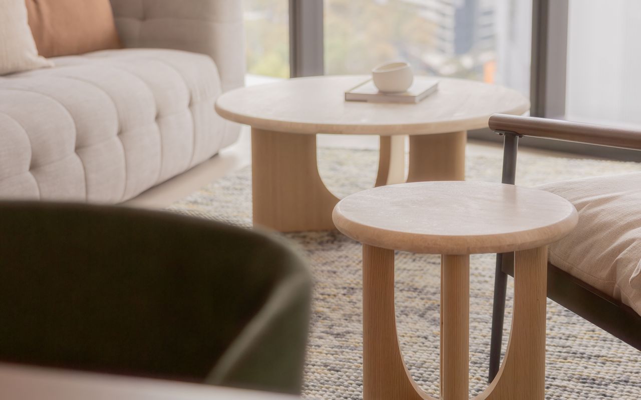 Una Mas Apartment, Docklands IMEL