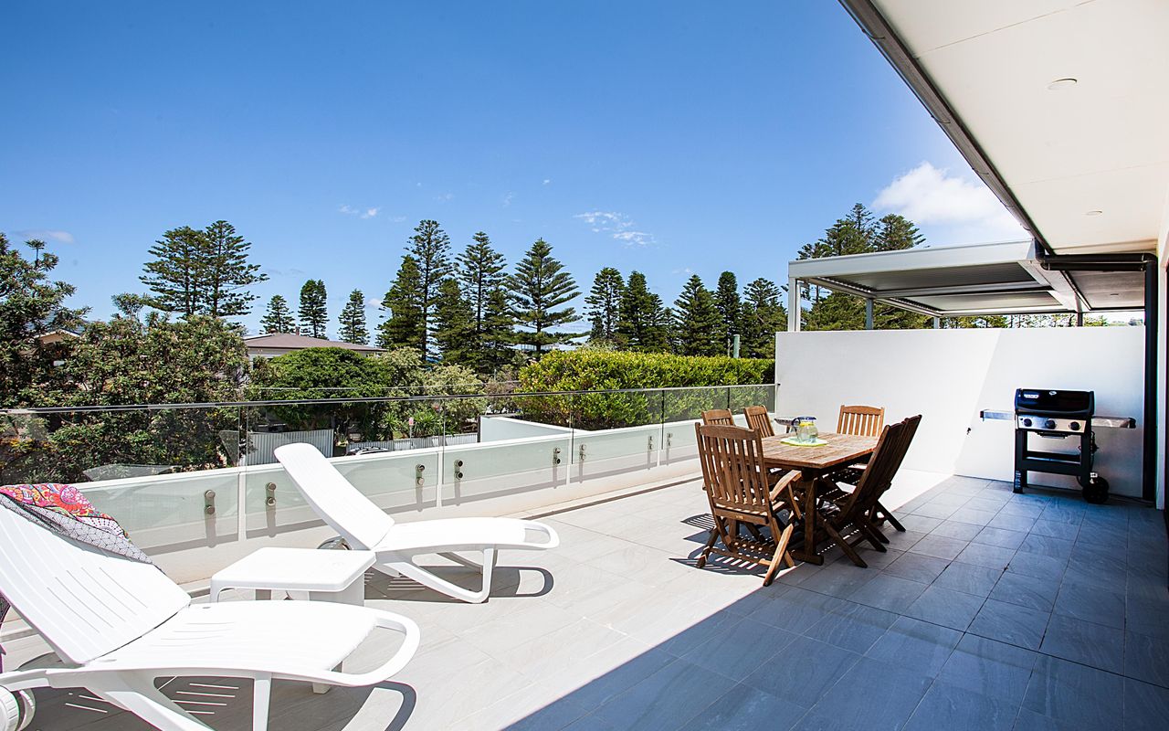 Paradise Escape Narrabeen IH