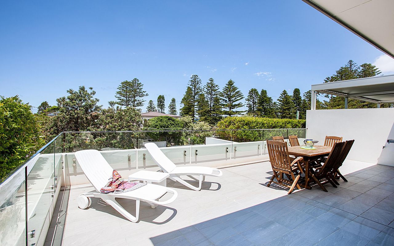 Paradise Escape Narrabeen IH