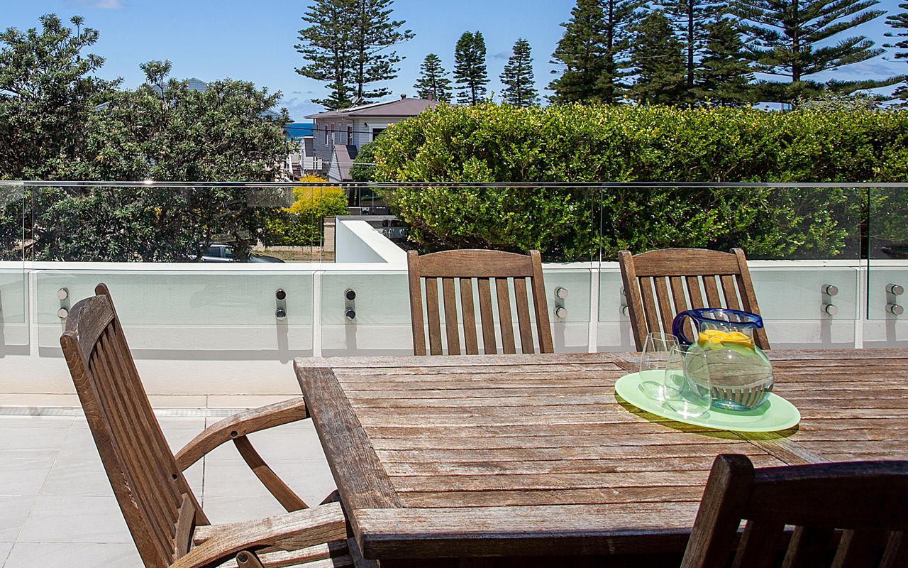 Paradise Escape Narrabeen IH