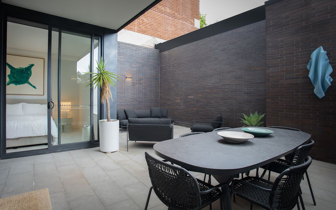 The Noir, Potts Point I90