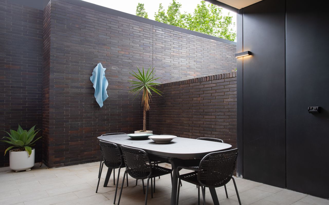 The Noir, Potts Point I90