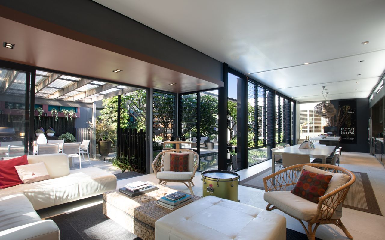 Malua Villa, Bronte IH