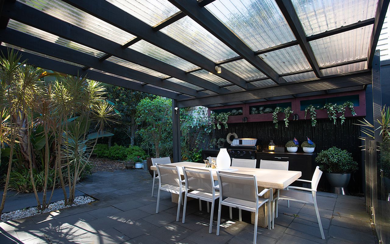 Malua Villa, Bronte IH