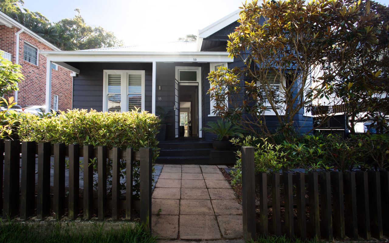 Malua Villa, Bronte IH