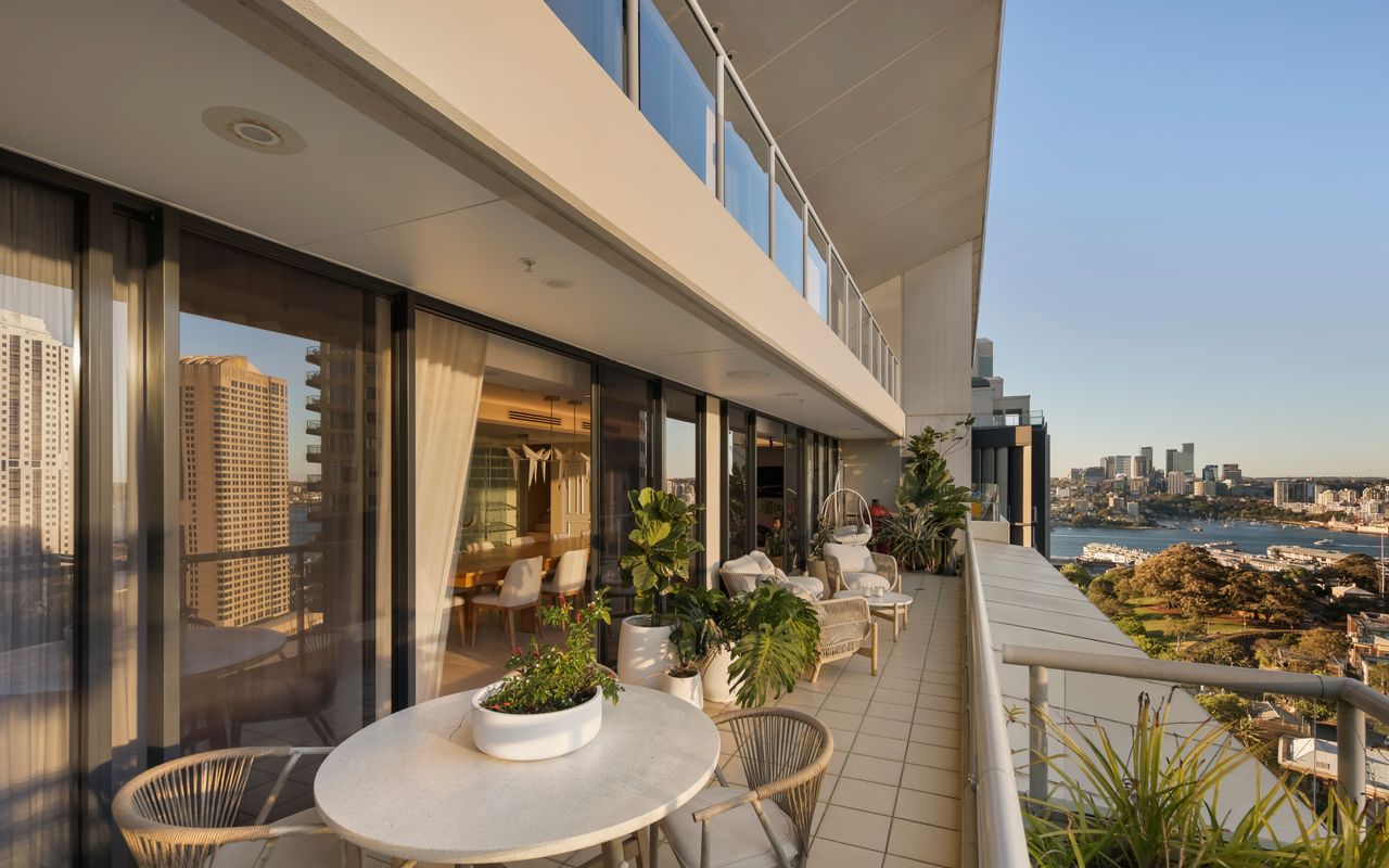 Stamford Sky, Millers Point I90