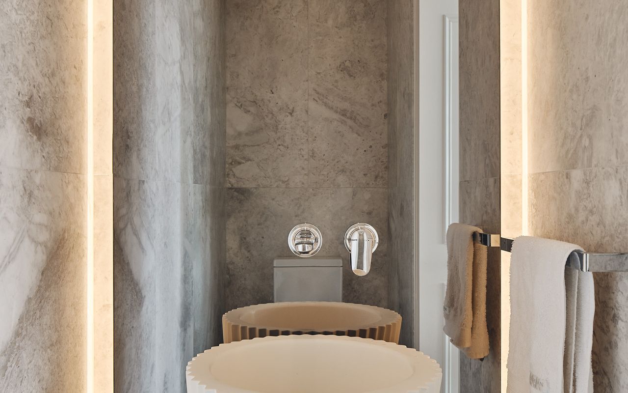 Stamford Sky, Millers Point I90