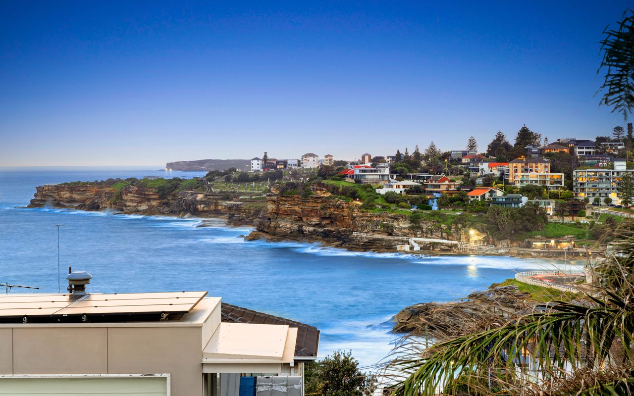 Tamarama Wave House LH LUXE