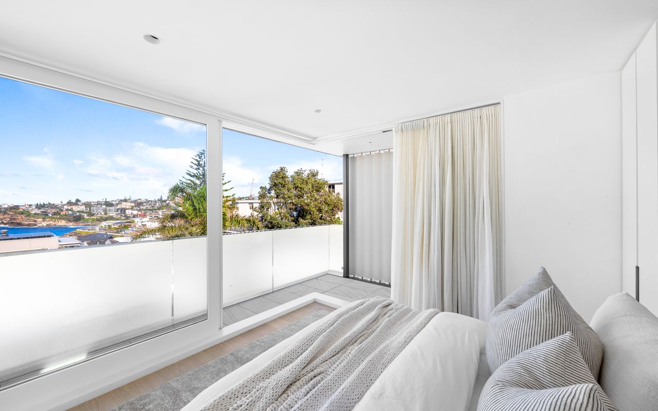 Tamarama Wave House LH LUXE