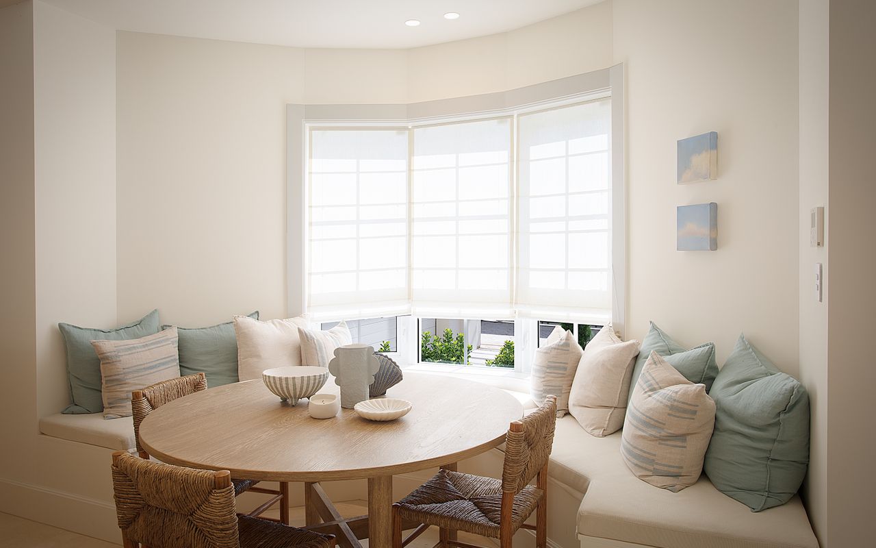 The Esplanade Escape, Balmoral LH LUXE