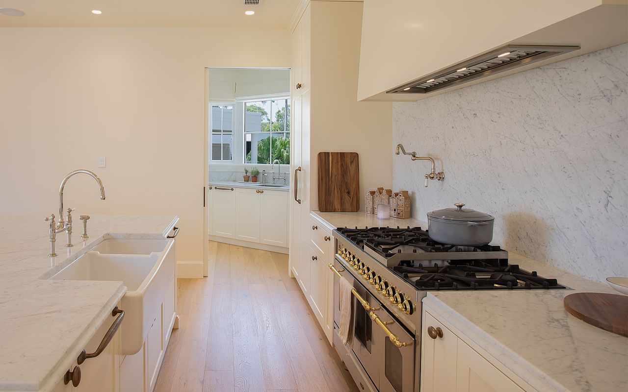 The Esplanade Escape, Balmoral LH LUXE