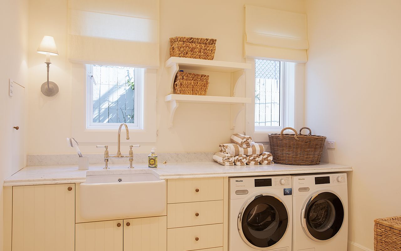 The Esplanade Escape, Balmoral LH LUXE