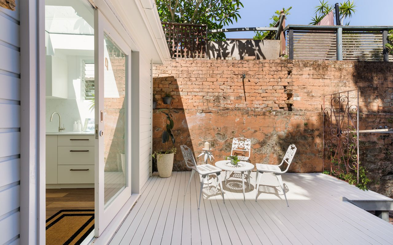 Glebe Cottage, Glebe