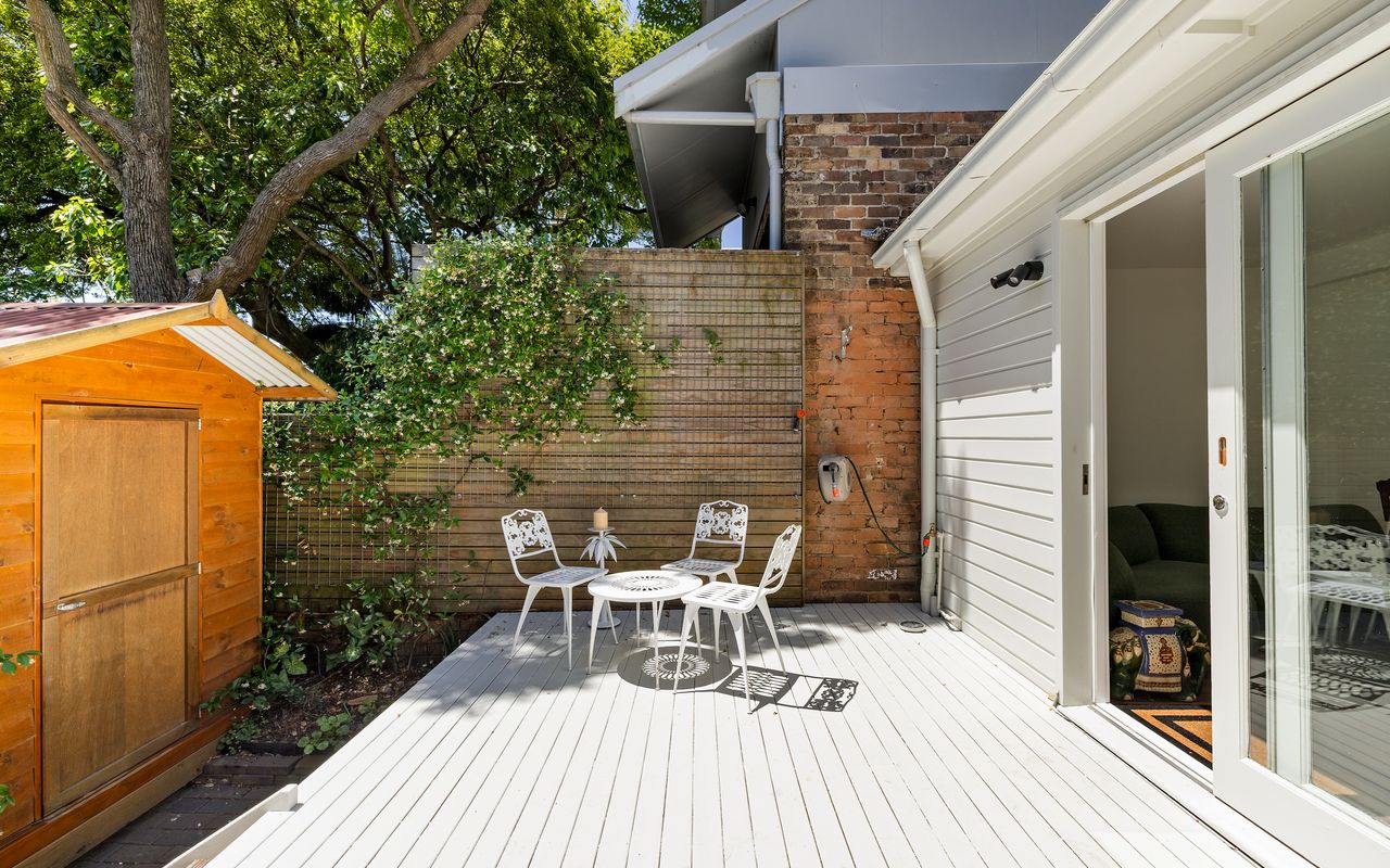 Glebe Cottage, Glebe