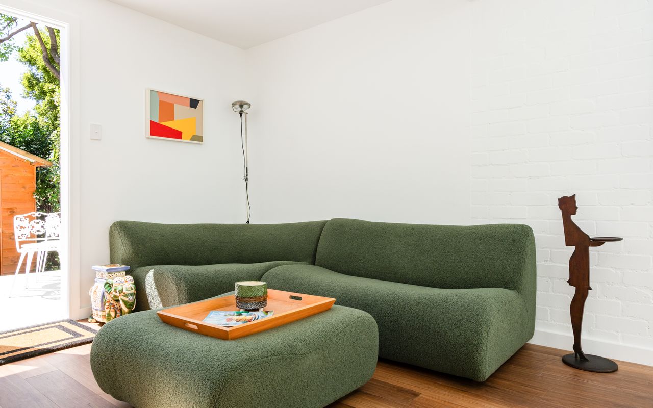 Glebe Cottage, Glebe