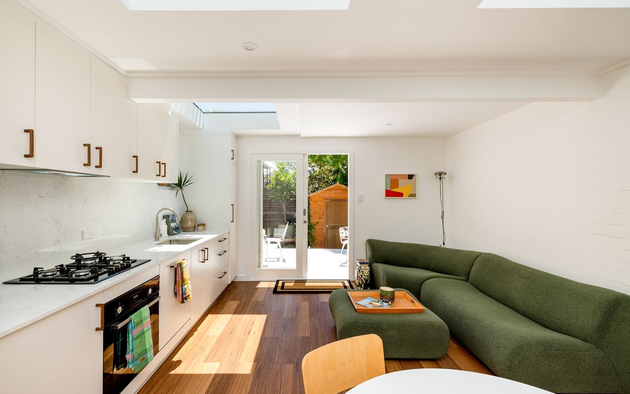 Glebe Cottage, Glebe