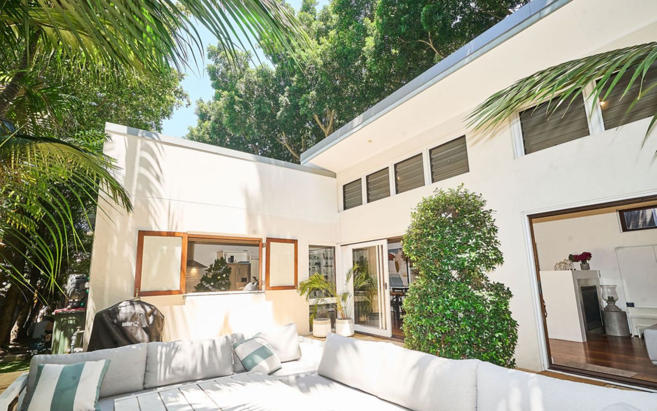 Bondi Hideaway I90