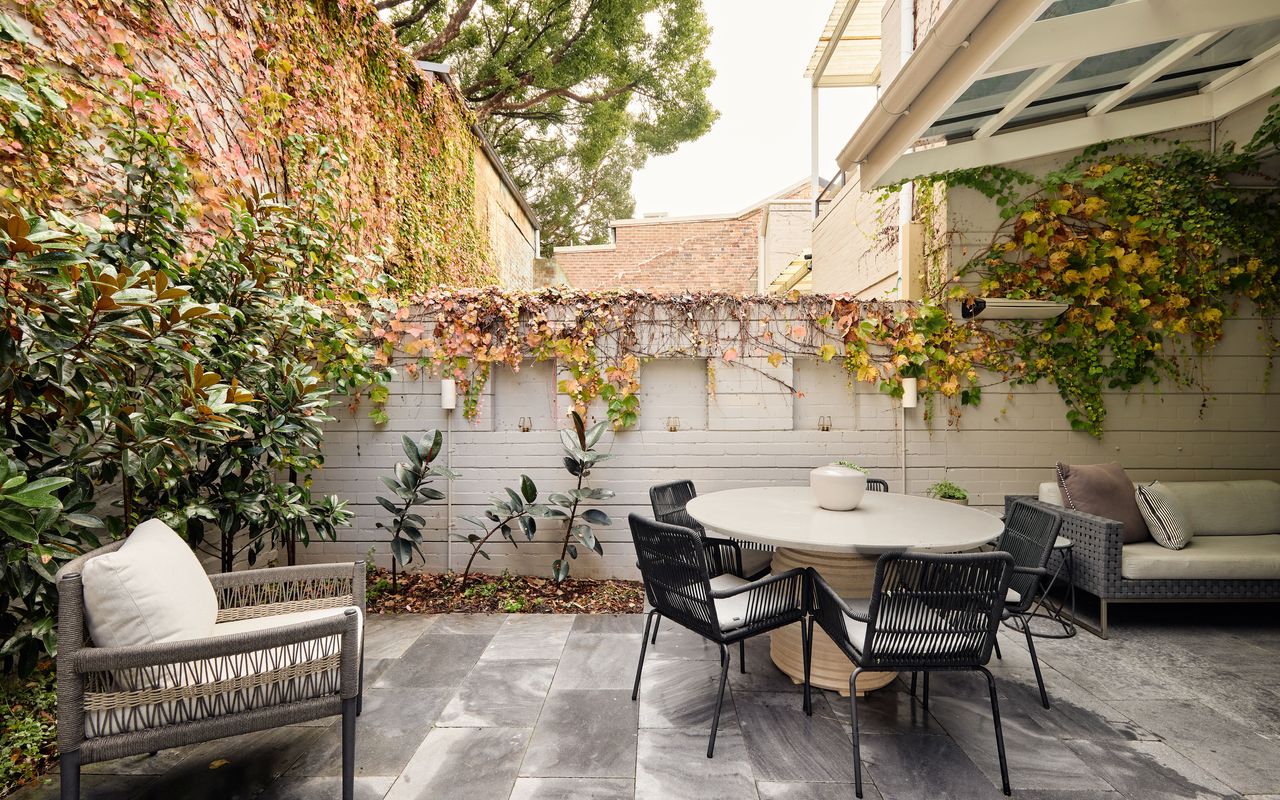 Ivy Terrace, Annandale IH